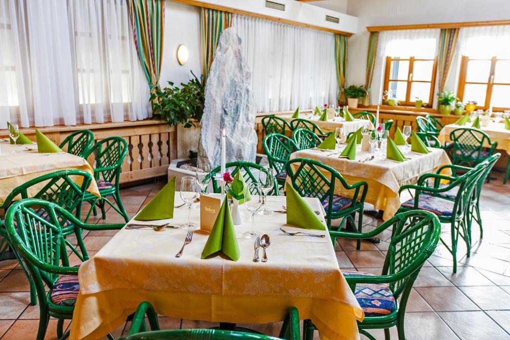 Großer Speisesaal im Restaurant Urdlwirt